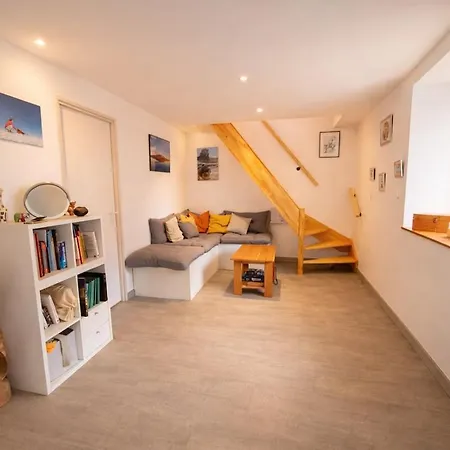 Maison De Charme, Calme, Nature, Terrasse Et Cinema بيت للعطل